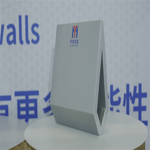 �������Ƹ־��Ƹ�������֤�Ͳ�